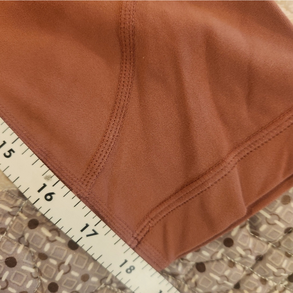 NWOT Athleta Salutation Capri Leggings - Picture 7 of 8